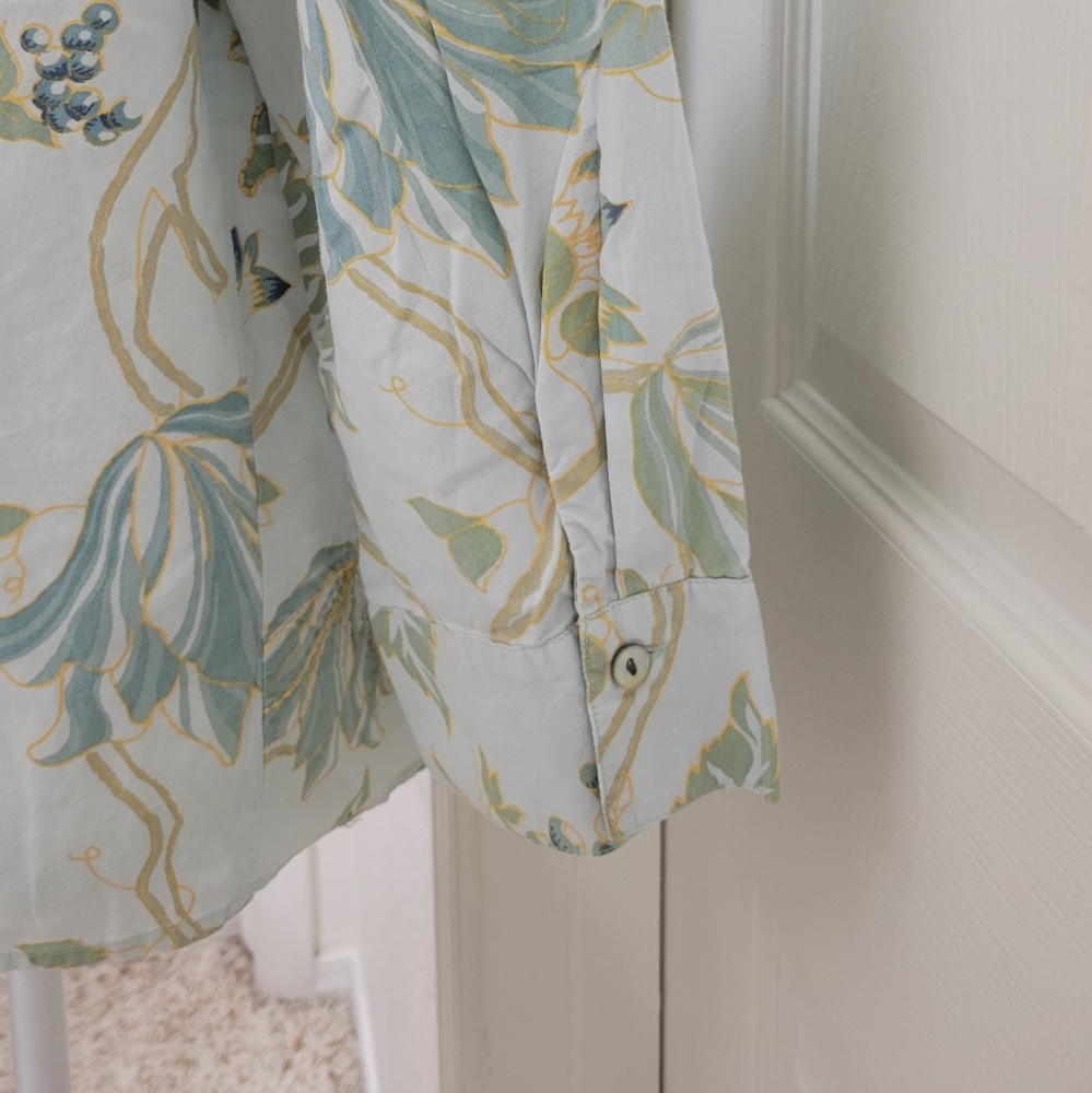 Blouse 👚 - Picture 5 of 7